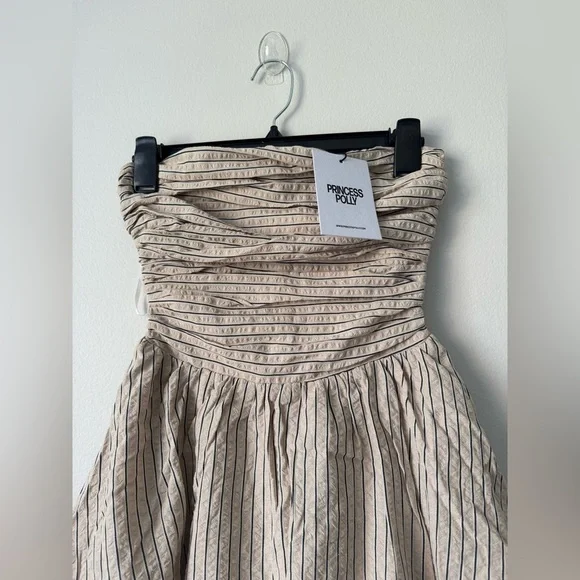 Princess Polly Quinette Strapless Bubble Dress Sz 2 or 34 EU - Picture 4 of 9
